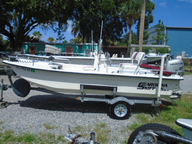 2004 Carolina Skiff 16 DLX